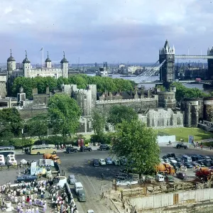 The Tower of London and Tower Bridge, London The Tower of London and Tower Bridge, London