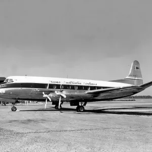 Vickers 720 Viscount (forward view, on the ground) of T Vickers 720 Viscount (forward view, on the ground) of T