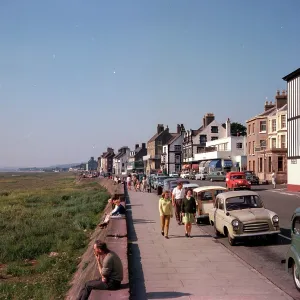 The Wirral - The promenade, Parkgate The Wirral - The promenade, Parkgate