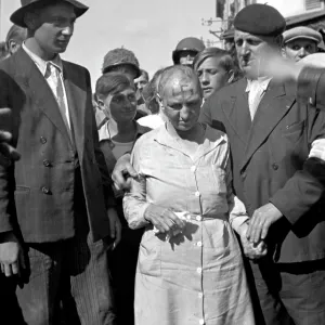 WOMEN COLLABORATORS 1945 WOMEN COLLABORATORS 1945
