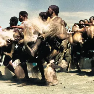 Zulu Dance/Large group Zulu Dance/Large group
