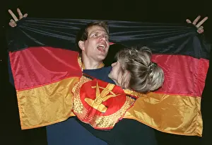 Reunification: 12th anniversary of the fall of the Berlin Wall