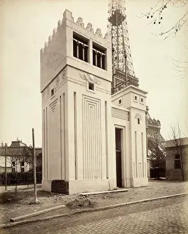 Crenelation: 1889 Paris World Fair