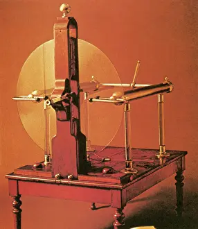 Electrostatic: 18th Century Electrostatic Generator