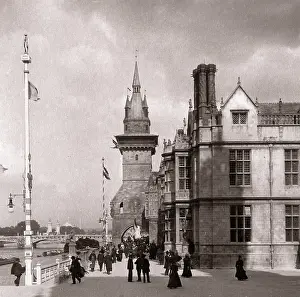 Cusp: 1900 Paris World Fair