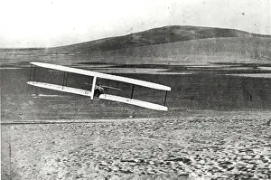 Warping: The 1902 Wright glider turning to the right