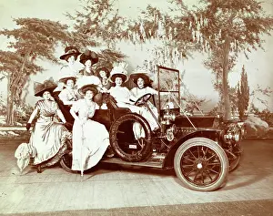 Costumed: 1906 Studebaker