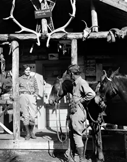 Coarse: 1920s 1930s Couple And Horses
