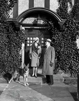 Headware: 1920s Couple Wearing Coat Hat