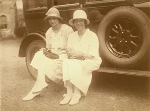 Automobilia: Two 1920s ladies and large car
