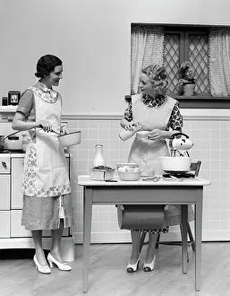 Blender: 1920s Women In Kitchen Cooking