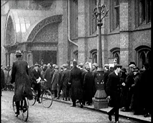 Queueing: 1922 British General Election