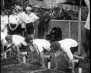 Hurdles: 1922 Women's World Games