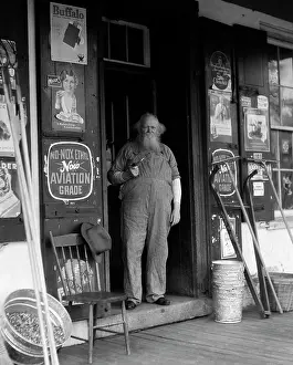 Advertiser: 1930s Elderly Bearded Man In Overalls