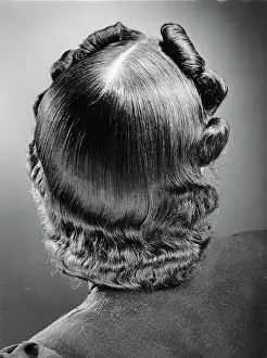Undulated: 1930s hairstyle