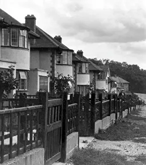 Garages: 1930S HOUSES