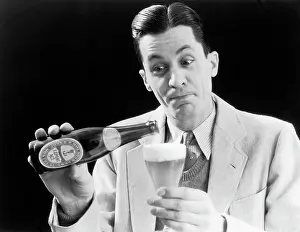 Molson: 1930s Man Pouring Beer From Bottle