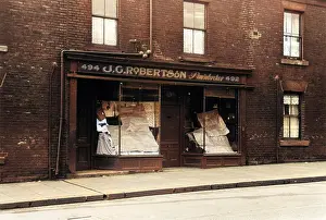 Pawnbroker: 1930s Pawnbrokers Shop