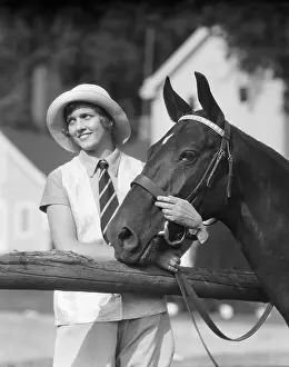 Snaffle: 1930s Woman In Hat Smiling Looking