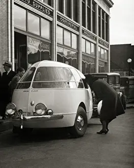 Teardrop: 1933 the Streamlined Arrow Plane Car Commissioned