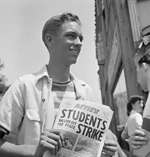 Yanks: 1940 Peace Strike at Berkeley. Student selling ?