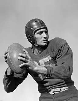 1940s 1950s Quarterback About