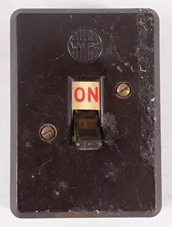 Bakelite: 1940s, 50s, interior history, electric on off