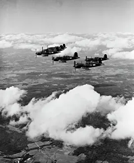 Corsairs: 1940s 6 Navy Corsairs Above The