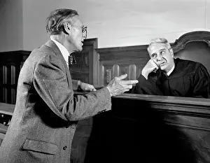 Pleads: 1940s Attorney Lawyer At Bench