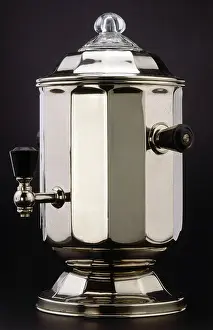 Espresso: 1940s Coffee Machine