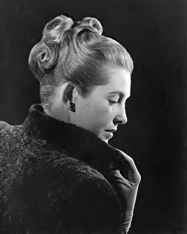 Waved: 1940s hairstyle
