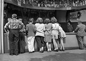 Palisades: 1940s - Line of Anonymous Children