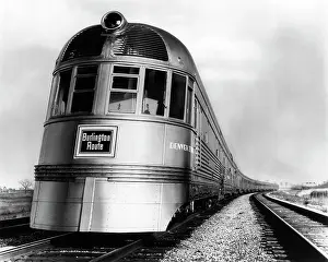 Streamliner: 1940s Railroad Denver Zephyr Engine