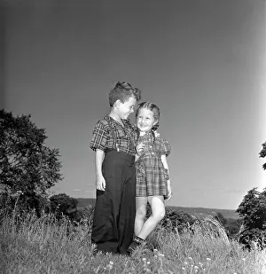 Egx001: 1940s Smiling Boy Plaid Shirt