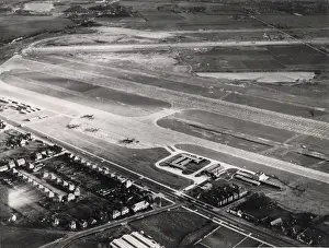 Continuing: 1945 aerial view looking south