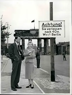 Strolled: 1950-1959 Actor - Actress