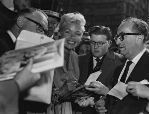 Beseiged: 1950-1959 Actor - Actress