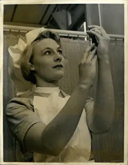 Earing: 1950-1959 Actor - Actress
