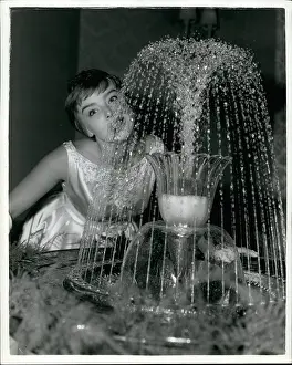 Munro: 1950-1959 Actor - Actress