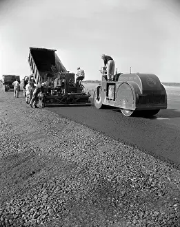 Pave: 1950s 1960s Highway Construction