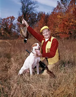 Gunning: 1950s 1960s Man Hunter Holding