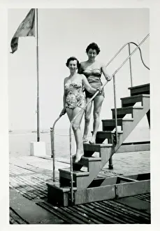 Lovelies: 1950s Bathing Lovelies posing on a set of steps