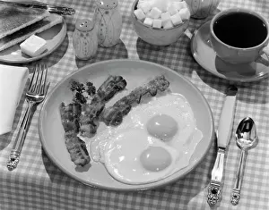 Garnish: 1950s Breakfast Plate Of Bacon