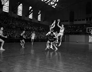 Coordinate: 1950s College Basketball Game