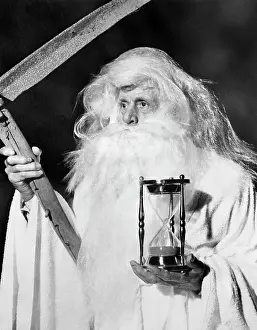 1950s COSTUME ELDERLY MAN LONG BEARD ANGEL OF