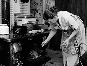 Hanukkah: 1950s Housewife Testing Roast