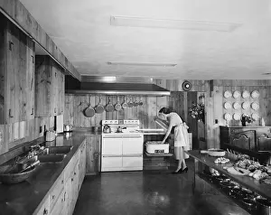Homemaker: 1950's Kitchen