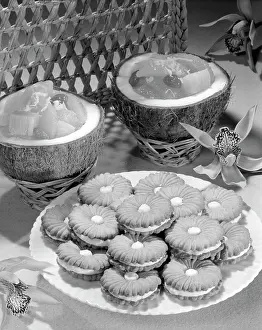 Frt001: 1950s Still Life Of Filled Cookies