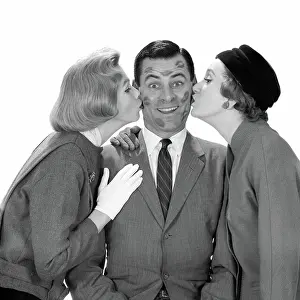 Crr001: 1950s MAN SMILING FACE COVERED WITH LIPSTICK