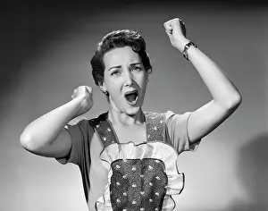 Darn: 1950s Woman In Apron Ruffled Edge